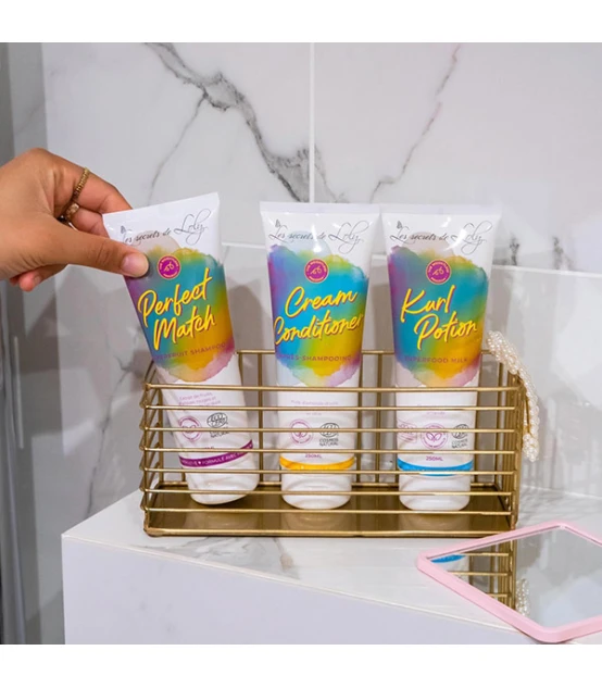 Les Secrets de Loly Kurl Potion Superfood Milk 250ml  | Celini.fr