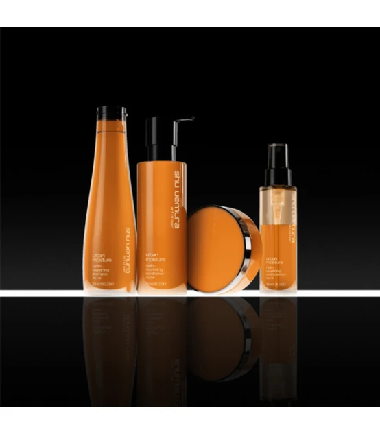 Shu Uemura Urban Moisture Hydro-Nourshing Shampoo 300ml  | Celini.fr