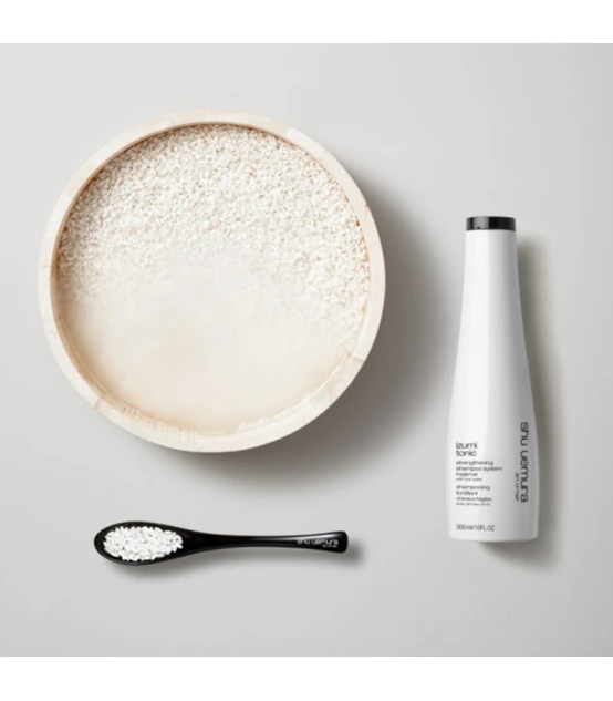 Shu Uemura Izumi Tonic Shampooing Fortifiant 300ml  | Celini.fr