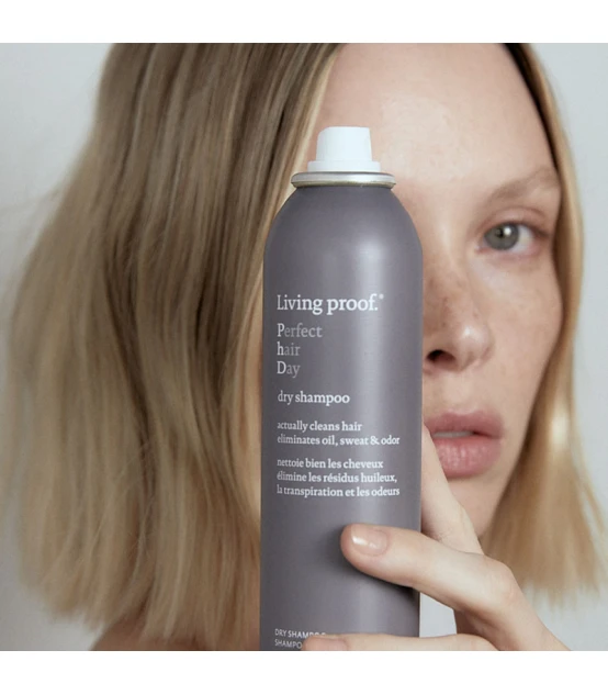 Living Proof Perfect Hair Day Dry Shampoo 90ml  | Celini.fr