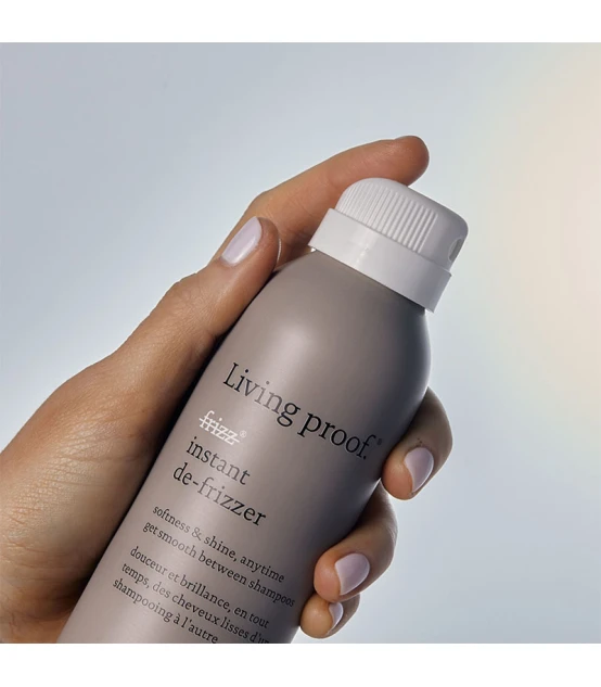 Living Proof Frizz Instant De-Frizzer 208ml  | Celini.fr