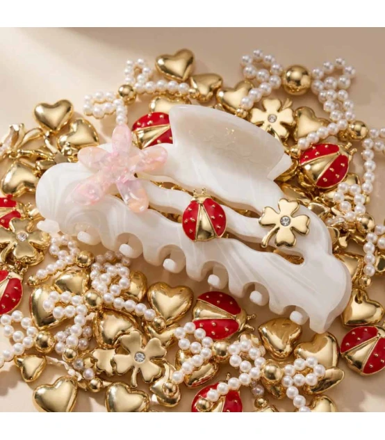 MYCLAW Full of Charms