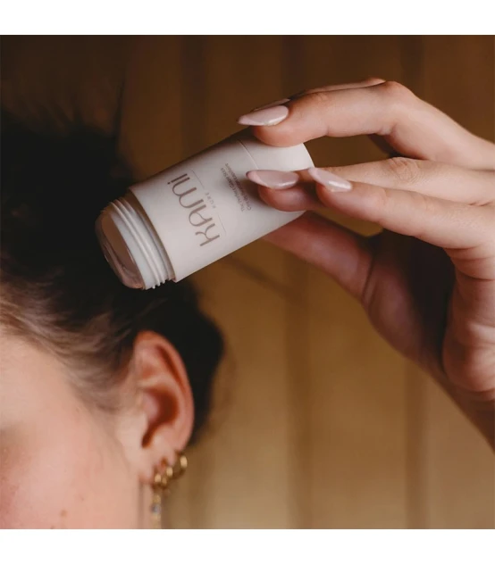 Kami Kure The Perfect Glaze Stick 30g  | Celini.fr